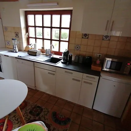 Reetdachhaus In Nordseenaehe Mit Grossem Garten Krempel