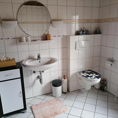 Hébergement de vacances Reetdachhaus In Nordseenaehe Mit Grossem Garten Krempel