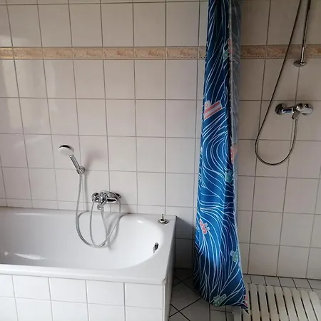 Hébergement de vacances Reetdachhaus In Nordseenaehe Mit Grossem Garten